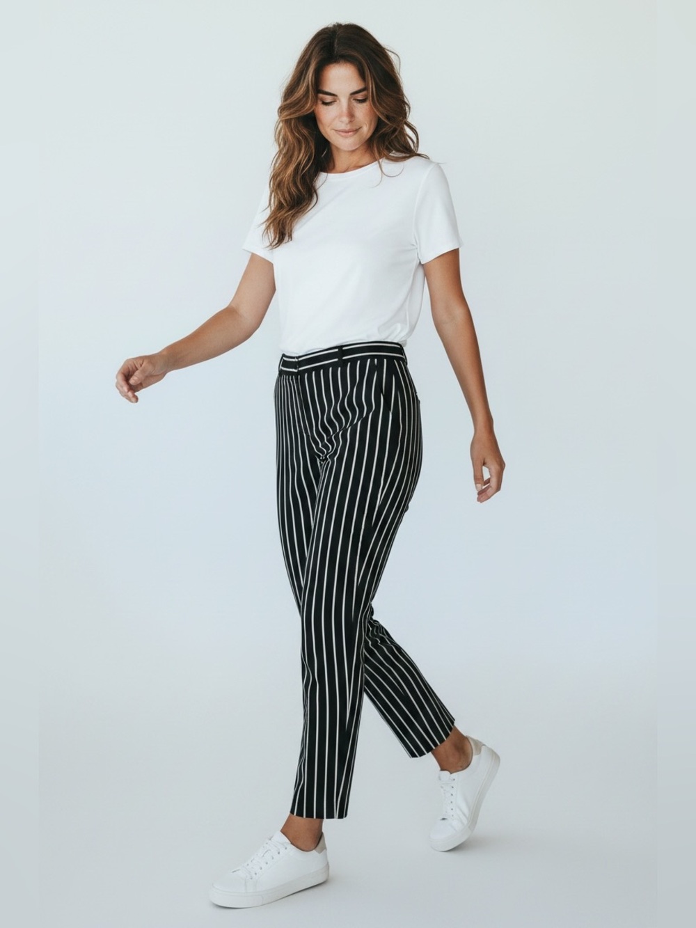 Banana Republic Black and White Striped Avery Pants Size 4